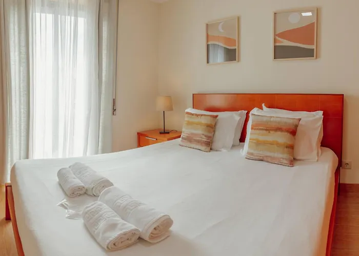 Bright By Hosty Apartment