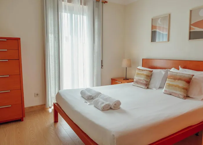 Διαμέρισμα Bright By Hosty *